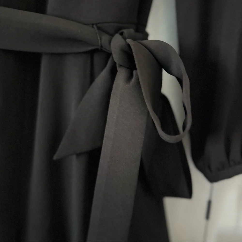 New Calvin Klein Jumpsuit Black Sz 2 Wide Crop High Neck Peep Hole, Tie, Pocket